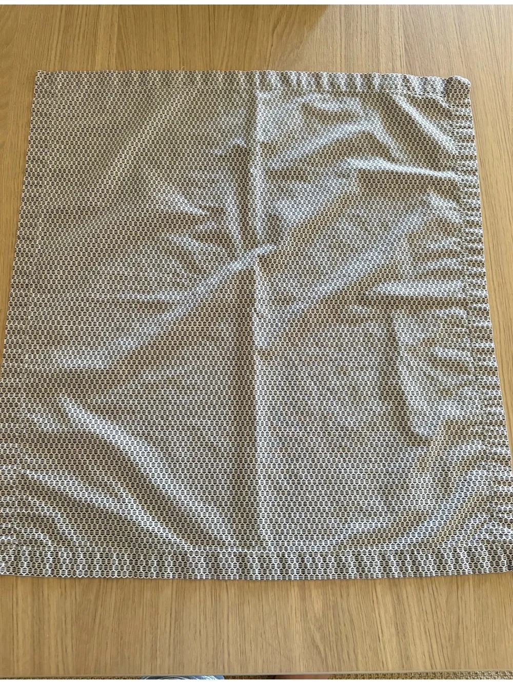 Crate & Barrel Vintage Akira Cloth Napkins Geometric Color Set of 4 Taupe Black